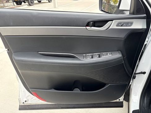 Used 2022 Hyundai Palisade SEL w/ 8P Bench Seat Package image 16