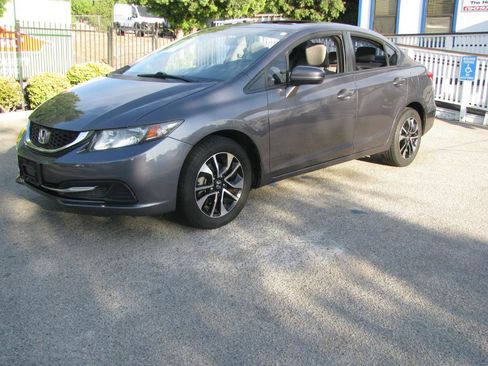 Used 2014 Honda Civic EX image 2