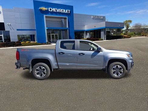 Used 2022 Chevrolet Colorado Z71 AWD/4WD image 27