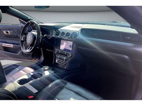 Used 2020 Ford Mustang Shelby GT500 w/ Technology Package RWD image 43