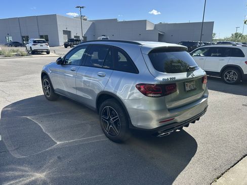 Used 2022 Mercedes-Benz GLC 300 4MATIC image 2