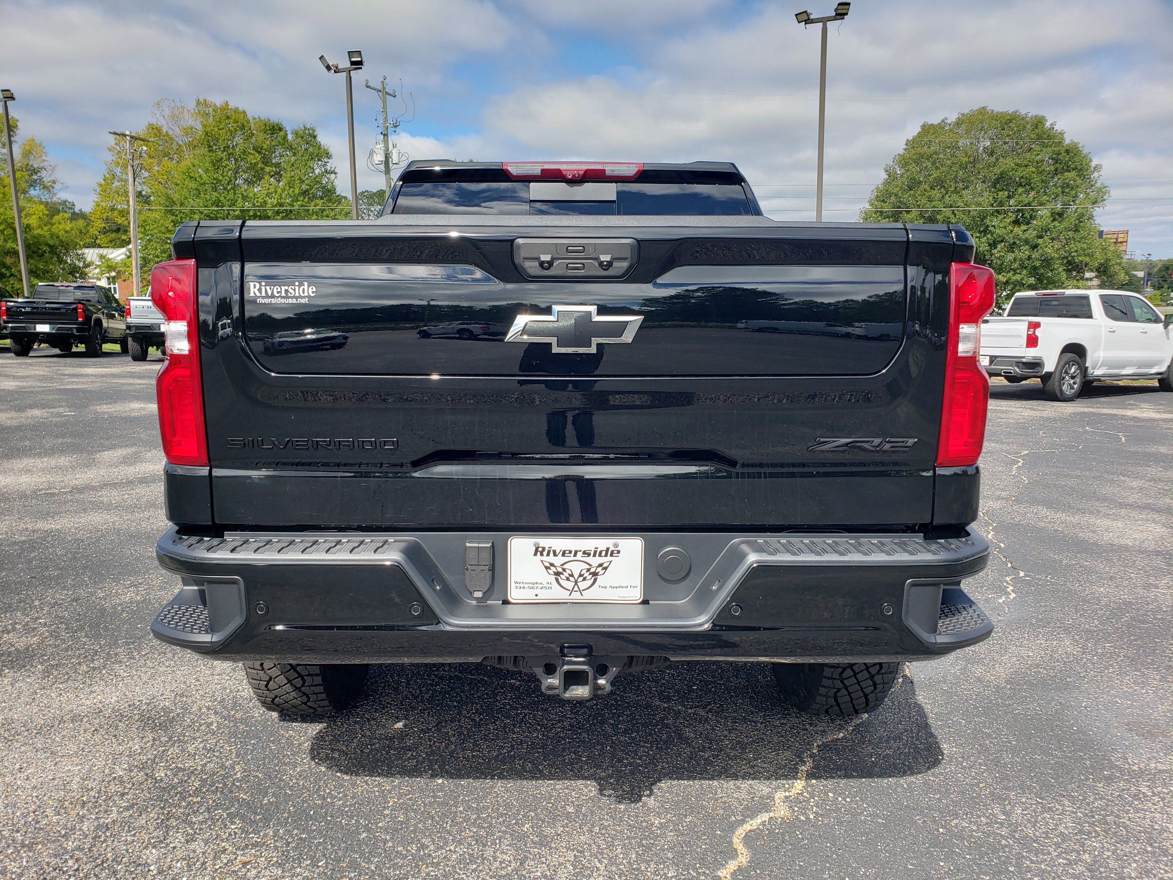 Used 2026 Chevrolet Silverado 1500 ZR2 w/ LPO, Dark Essentials Package AWD/4WD image 8
