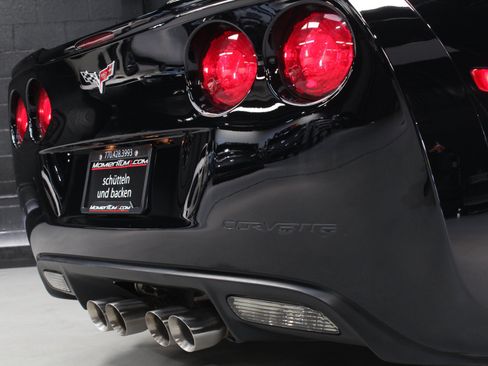 Used 2013 Chevrolet Corvette Grand Sport w/ 3LT Preferred Equipment Group RWD image 24