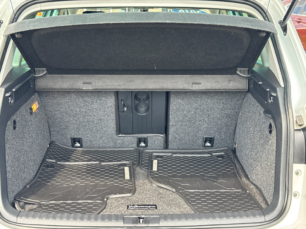 Used 2016 Volkswagen Tiguan SE FWD image 19