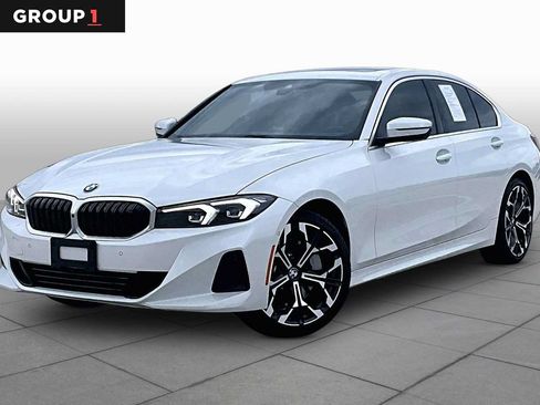 Used 2025 BMW 330i Sedan w/ M Sport Package RWD image 1