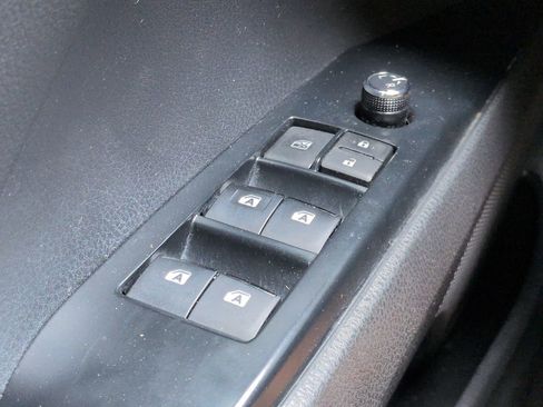 Used 2020 Toyota Camry XSE FWD image 25