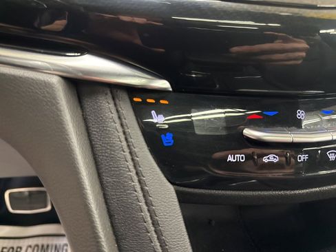 Used 2023 Cadillac XT6 Sport AWD/4WD image 36