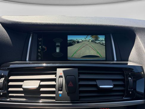 Used 2017 BMW X3 sDrive28i RWD image 18