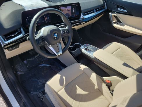 Used 2023 BMW X1 xDrive28i AWD/4WD image 23
