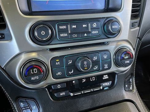 Used 2018 GMC Yukon Denali w/ Denali Ultimate Package image 28