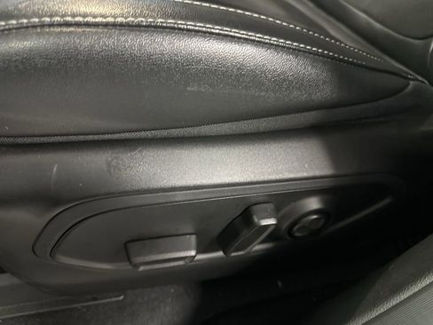 Used 2024 Jeep Grand Cherokee Altitude image 5