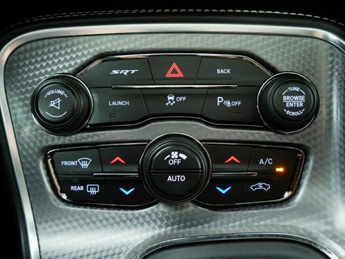 Used 2016 Dodge Challenger SRT Hellcat image 25