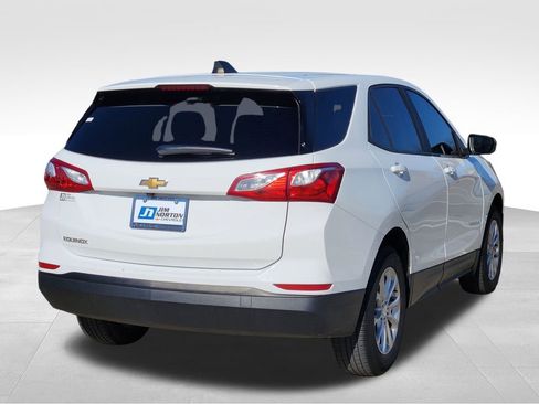 Used 2020 Chevrolet Equinox LS w/ LS Convenience Package image 9