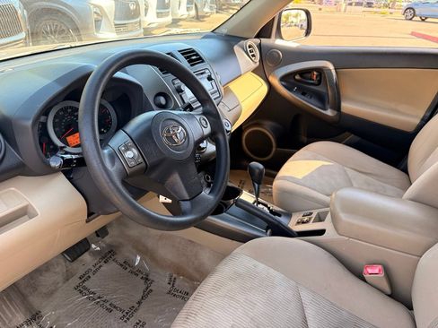 Used 2012 Toyota RAV4 FWD w/ Value Pkg image 18