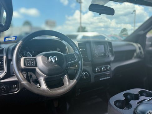 Used 2022 RAM 2500 Tradesman RWD image 27
