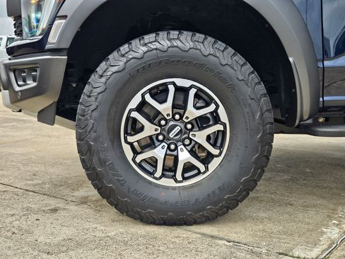 Used 2023 Ford F150 Raptor image 11