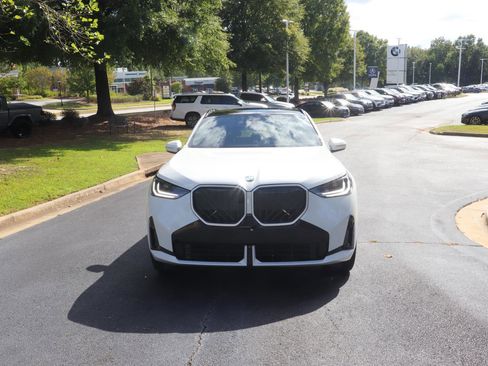New 2026 BMW X3 xDrive30 w/ Premium Package image 2