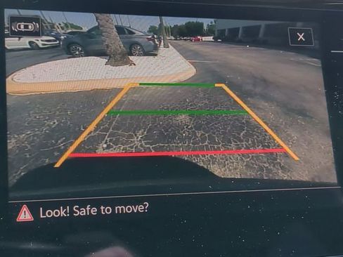 Certified 2023 Volkswagen Atlas SE image 24