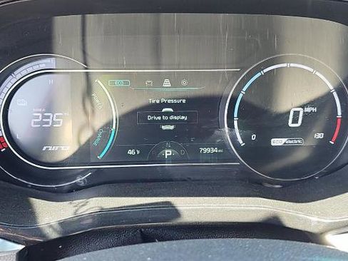 Used 2022 Kia Niro EX w/ Cold Weather Package FWD image 14