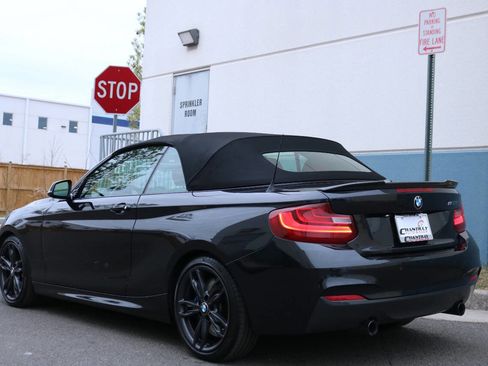 Used 2016 BMW M235i Convertible image 6
