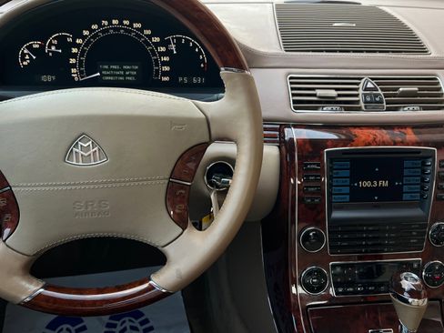 Used 2004 Maybach 57 image 45