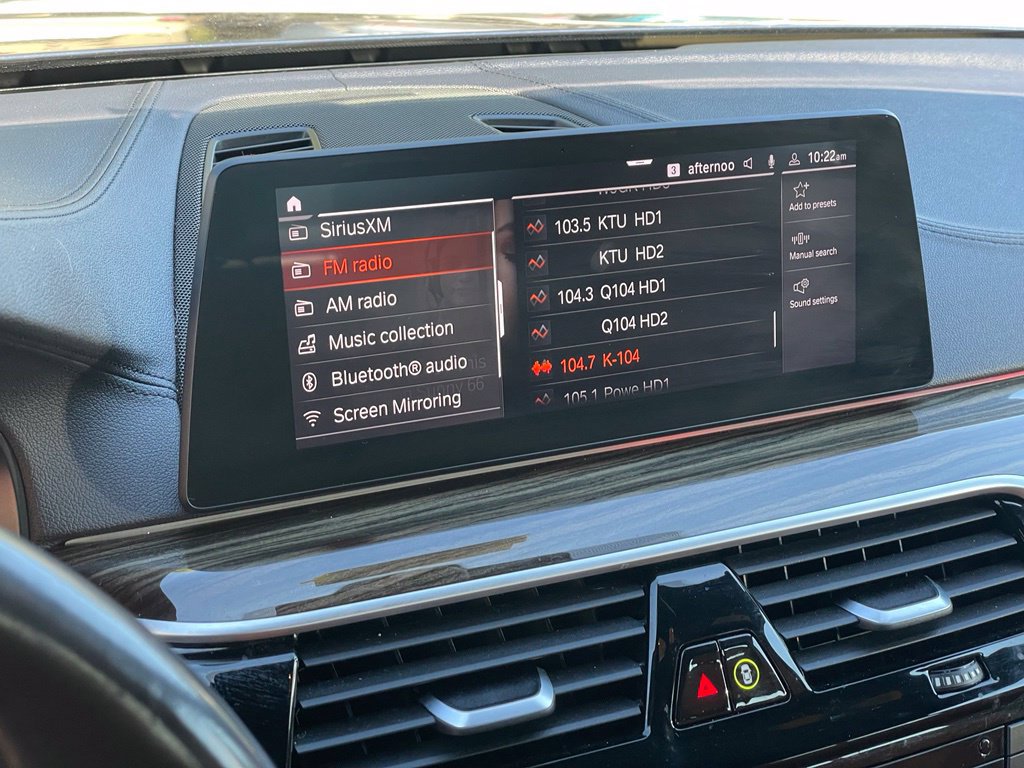 Used 2020 BMW M550i xDrive w/ Executive Package AWD/4WD image 23