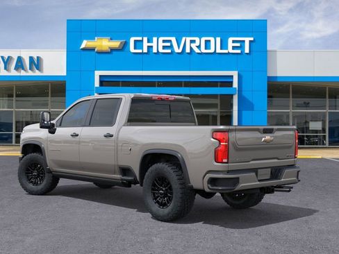 New 2026 Chevrolet Silverado 2500 ZR2 image 3