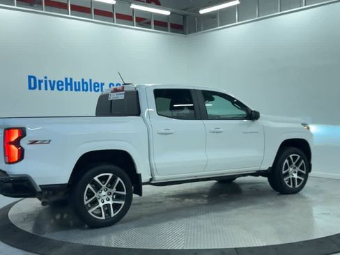 Used 2024 Chevrolet Colorado Z71 w/ Z71 Convenience Package 2 image 3