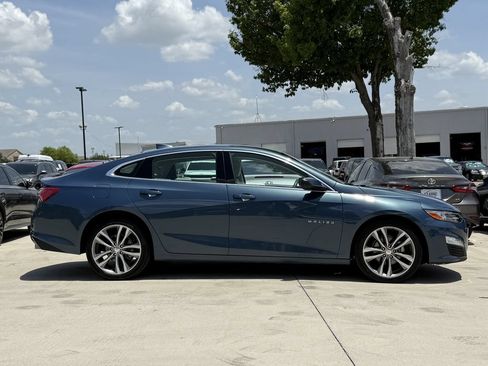 Used 2024 Chevrolet Malibu LT FWD image 3