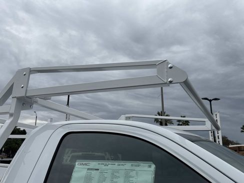 New 2026 GMC Sierra 2500 Pro image 27