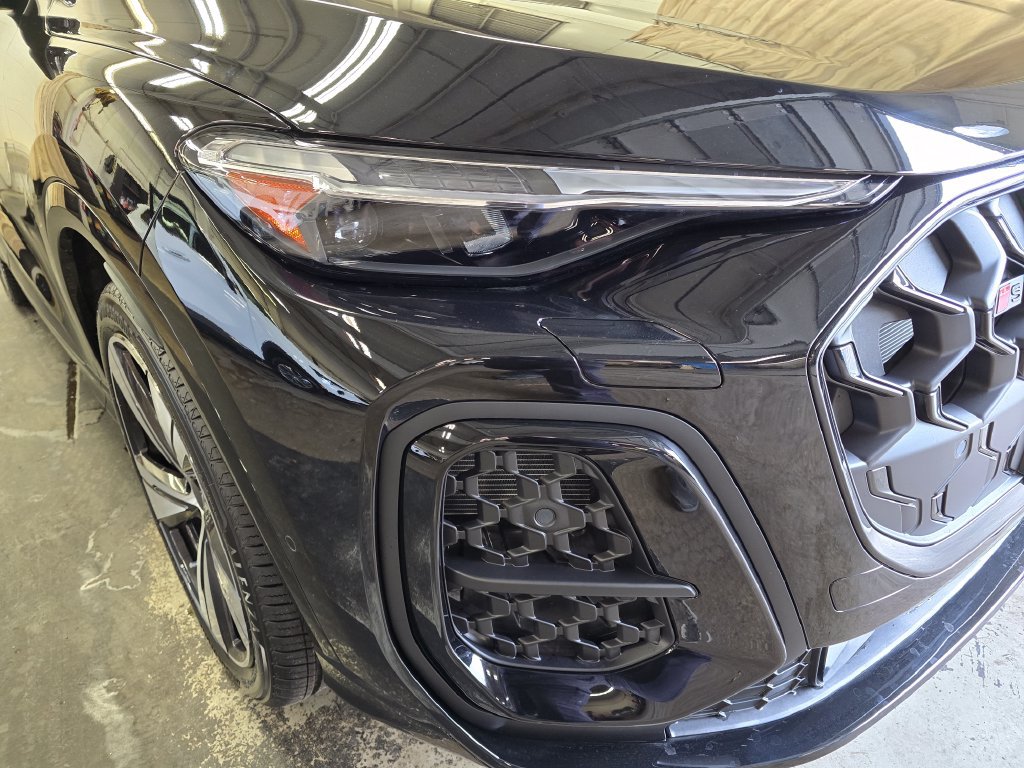 New 2026 Audi SQ5 Prestige AWD/4WD image 4