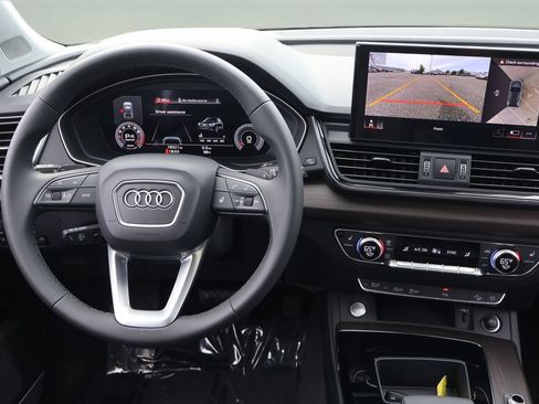 Used 2023 Audi Q5 2.0T Premium Plus AWD/4WD image 14