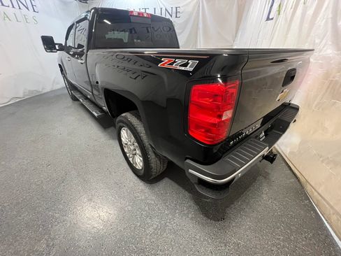Used 2015 Chevrolet Silverado 2500 LTZ w/ Duramax Plus Package AWD/4WD image 5
