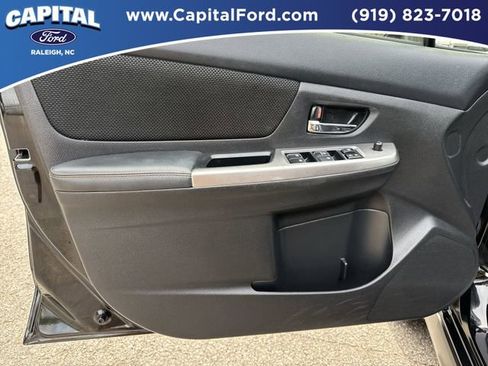 Used 2016 Subaru Crosstrek 2.0i Premium image 19