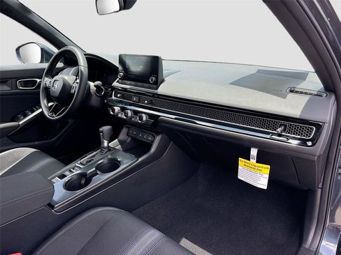 Certified 2026 Honda Civic Sport image 30
