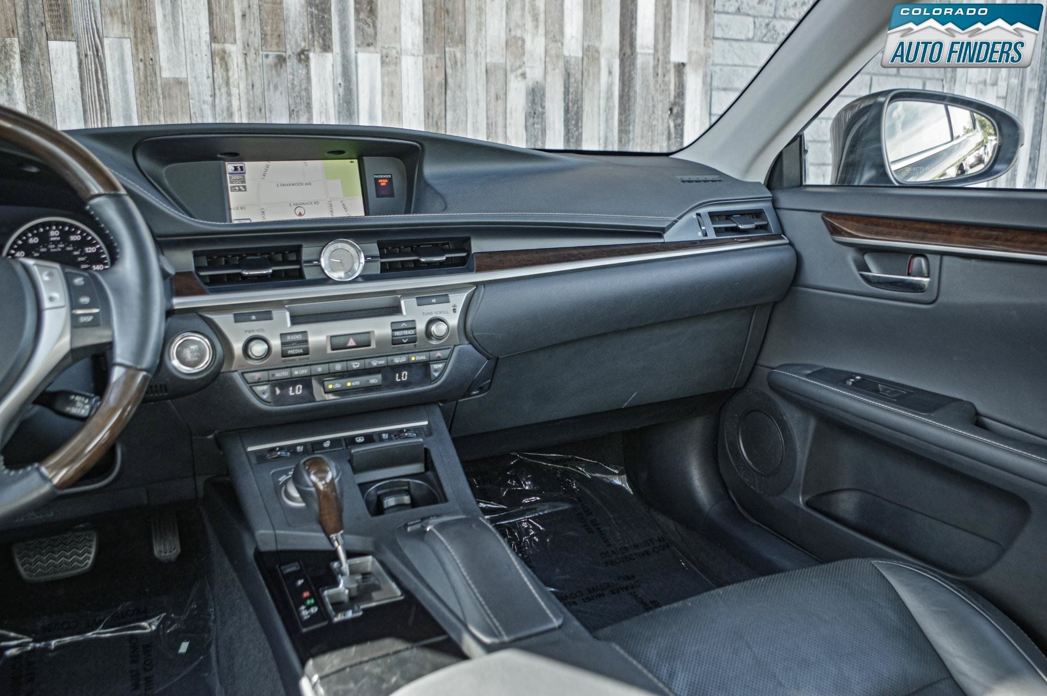 Used 2013 Lexus ES 350 w/ Luxury Pkg FWD image 17