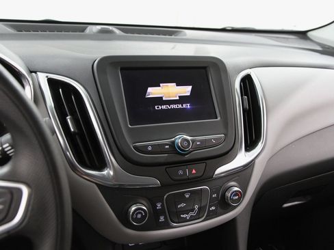 Certified 2022 Chevrolet Equinox LS w/ LS Convenience Package image 9