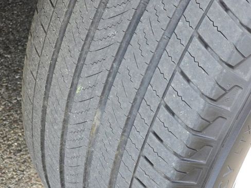 Used 2023 Chevrolet Silverado 1500 LT image 16