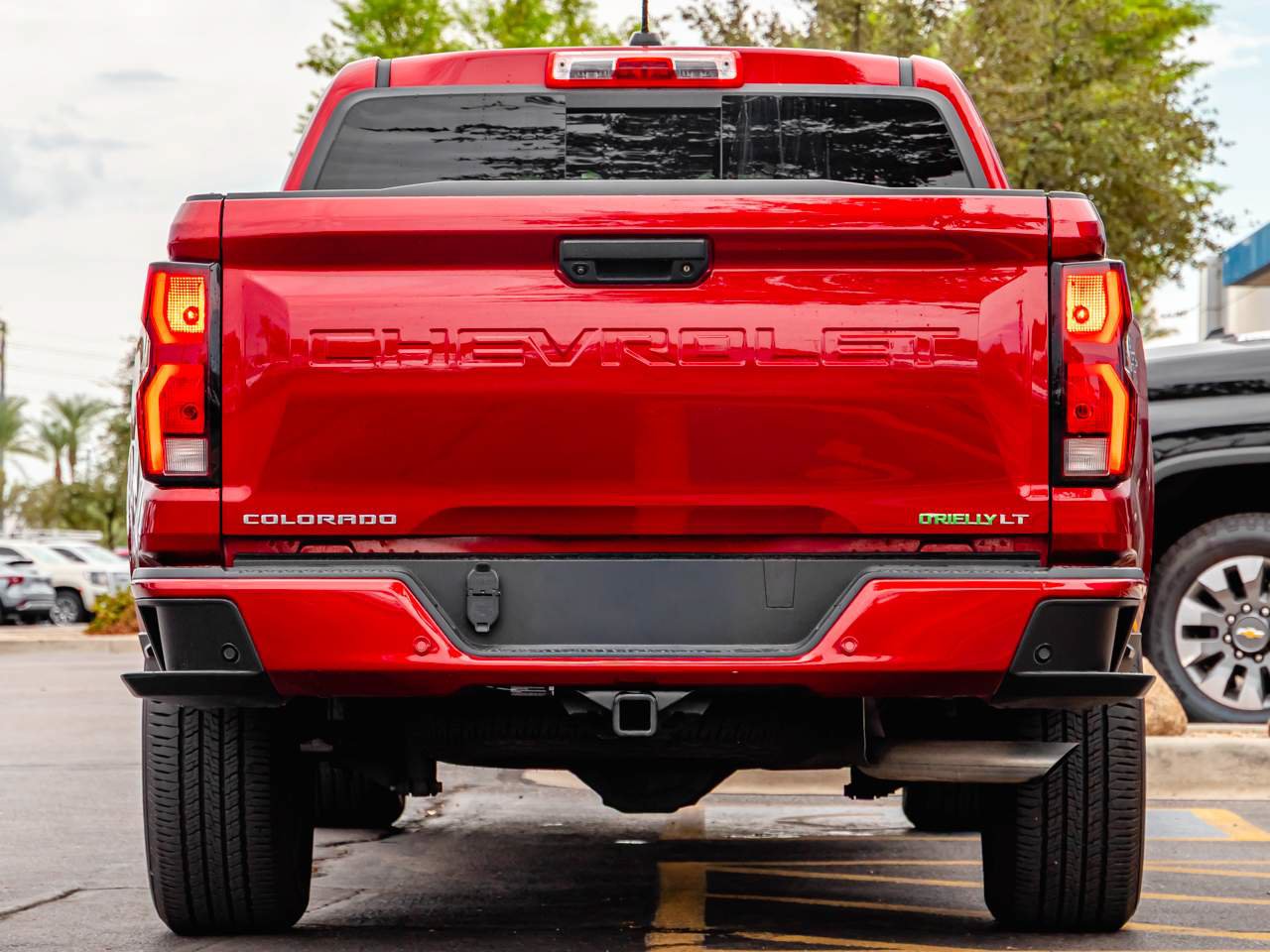 Used 2023 Chevrolet Colorado LT w/ LT Convenience Package III AWD/4WD image 5