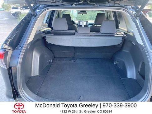 Used 2021 Toyota RAV4 XLE w/ Convenience Package AWD/4WD image 24