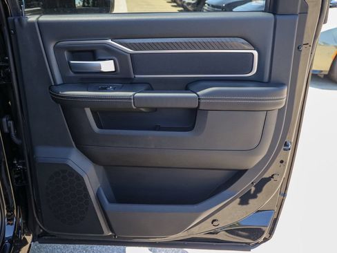 New 2026 RAM 3500 Big Horn AWD/4WD image 18