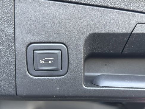 Certified 2024 Cadillac XT4 Luxury w/ Cold Weather Package image 20