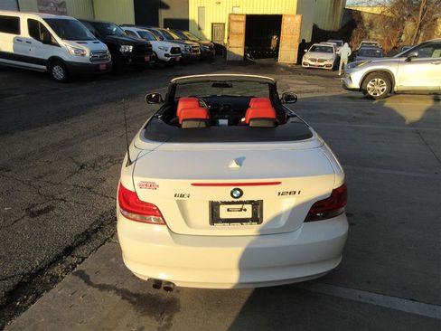 Used 2013 BMW 128i Convertible image 34
