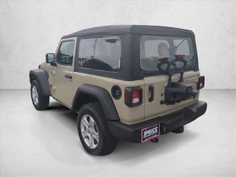 Used 2022 Jeep Wrangler Sport AWD/4WD image 8