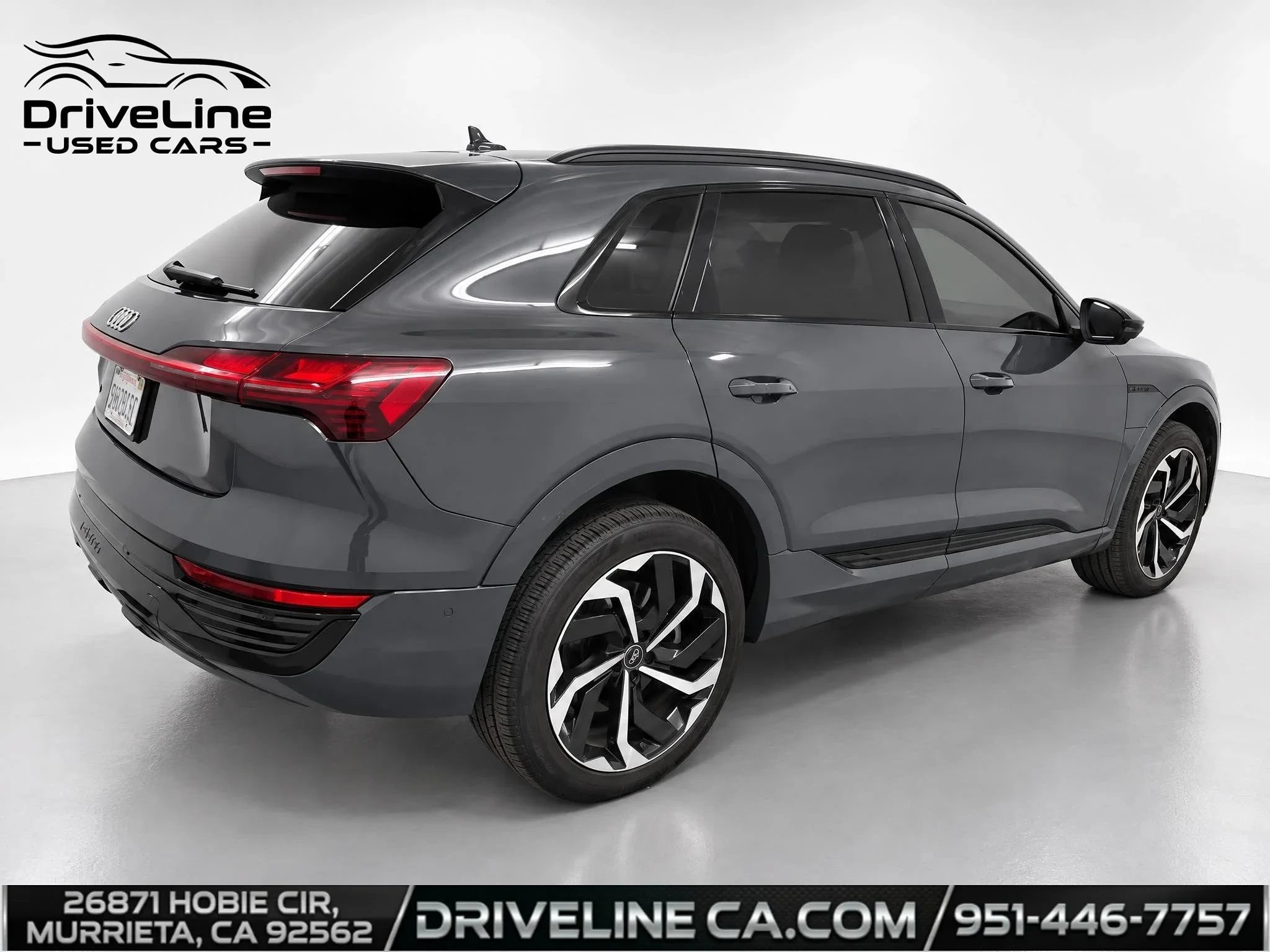Used 2024 Audi Q8 e-tron Prestige w/ Prestige Package AWD/4WD image 2