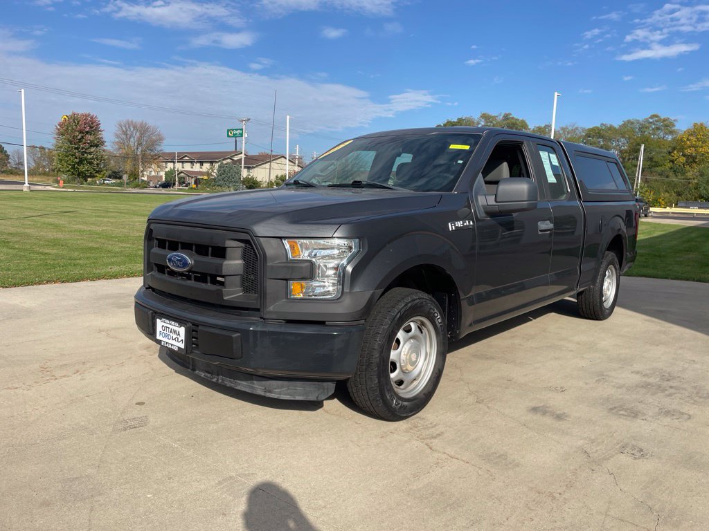 Used 2015 Ford F150 XL w/ Equipment Group 101A Mid RWD image 2