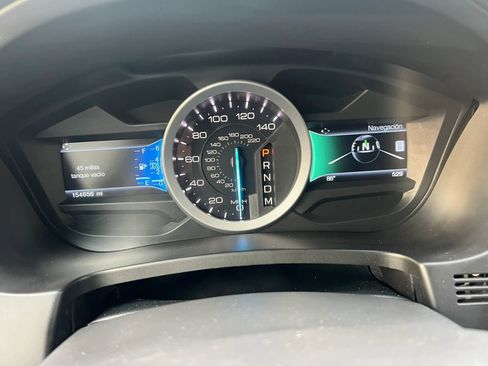 Used 2014 Ford Explorer XLT w/ Equipment Group 202A AWD/4WD image 17