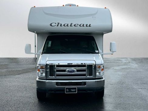 Used 2011 Ford E-450 and Econoline 450 Super Duty w/ Motorhome Prep Pkg image 8