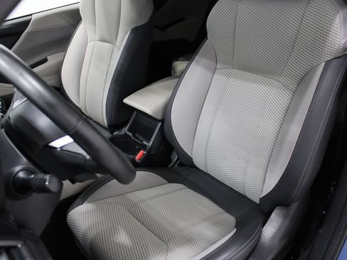 Used 2024 Subaru Forester Premium AWD/4WD image 14