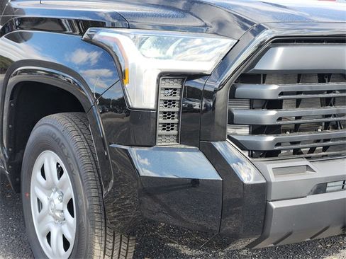 New 2026 Toyota Tundra SR image 6